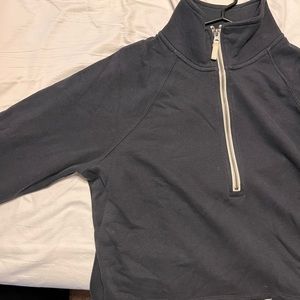VUORI Half Zip sweatshirt